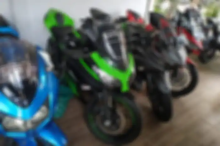 Motor bekas 250 cc Ninja 250 karbu tidak sampai Rp 20 juta 