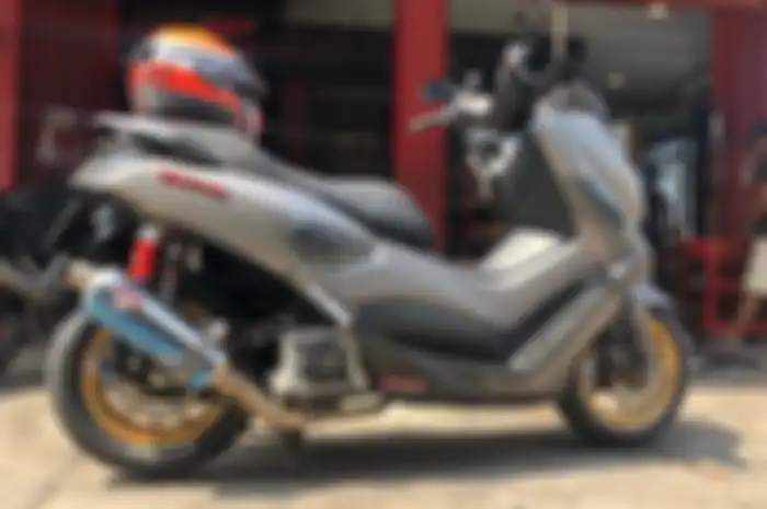 Yamaha NMAX lama pasang pelek RCB