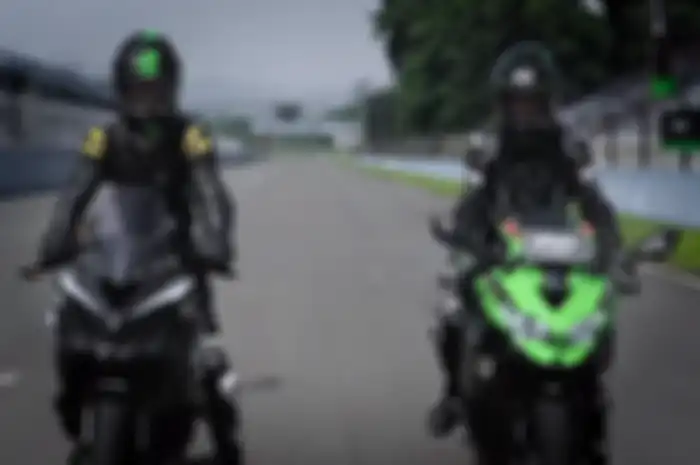 Kawasaki Ninja 250 4 silinder segera rilis.