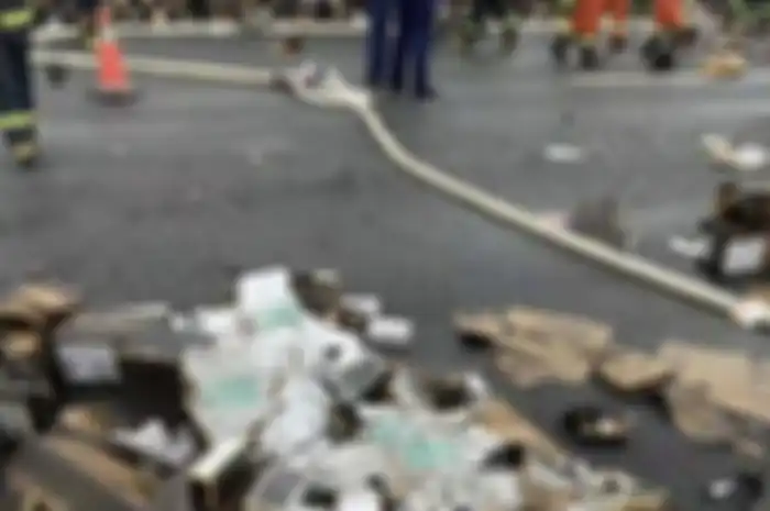 Tangkapan layar video kecelakaan di Tiongkok yang membuat 200.000 perangkat iPhone terbakar.