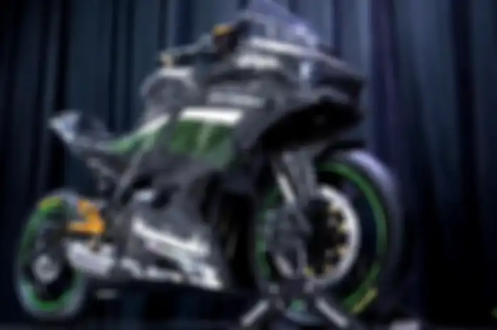Kawasaki Ninja 250 4 Silinder ZX-25R versi custom