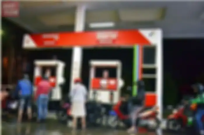 Campur bensin murah dan mahal untuk mendapatkan mutu bagus berbeda kandungan kimia  