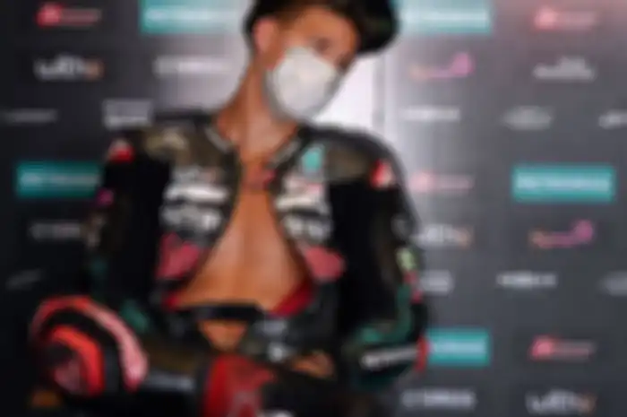 Jelang MotoGP Jerez 2020 akhir pekan ini, pembalap tim Petronas Yamaha SRT, Fabio Quartararo mendapatkan hukuman dari FIM.