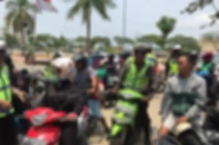 Waspada 14 pelanggaran yang jadi incaran polisi di Operasi Zebra 2022, pemotor siap-siap setor Rp1 juta.
