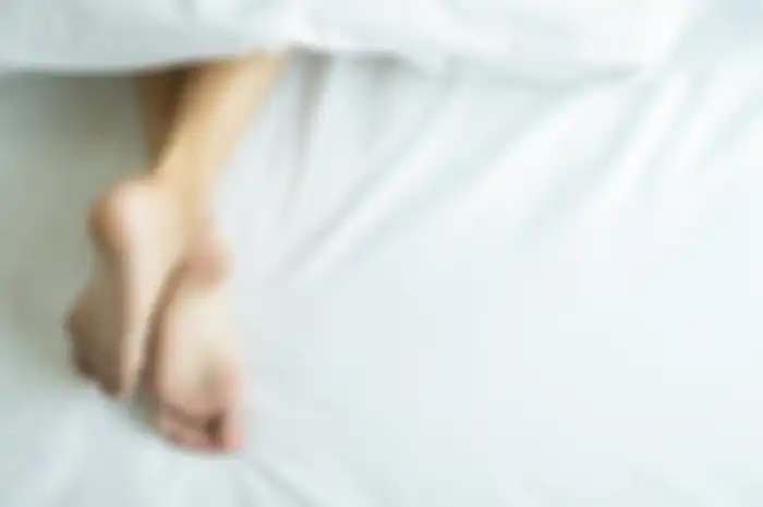 4 bagian tubuh wanita ini jangan disentuh saat berhubungan seks, yaitu: serviksnya, kepala klitoris, kaki, dan anusnya.