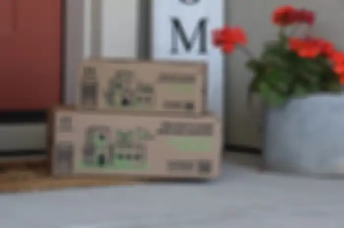 Kotak kardus terbaru Amazon yang ramah lingkungan.
