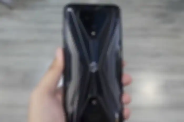Tampilan bodi belakang smartphone Black Shark 3s yang diluncurkan Xiaomi pada hari Jumat (31/7).