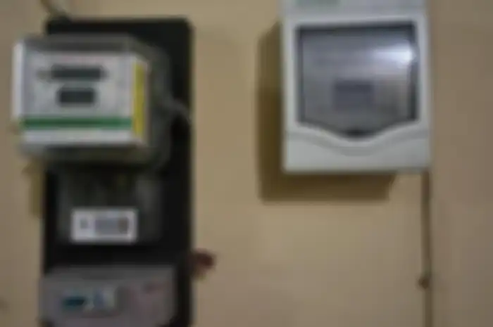Ilustrasi meteran listrik. Asyiiiik Tarif Listrik PLN Turun Mulai Bulan Ini, Coba Cek Brother Termasuk yang Dapat Atau Enggak