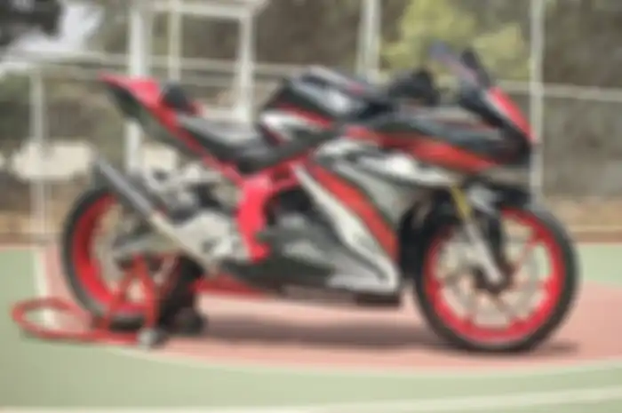 Honda CBR 250 RR SP modifikasi racing look 