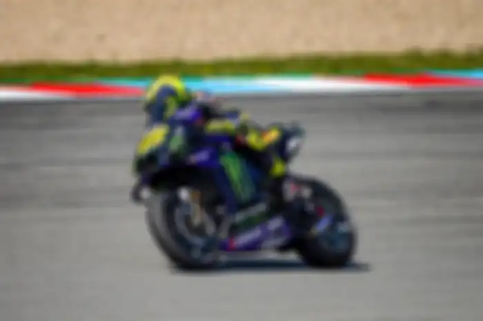 Valentino Rossi start di posisi 10 MotoGP Sirkuit Brno Ceko sudah punya strategi untuk menghadapinya. Tidak hanya satu strategi, melainkan 2 strategi