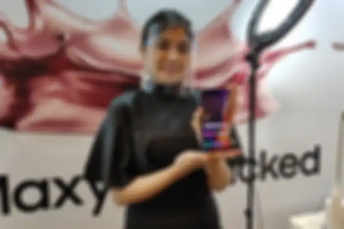 Tampilan display layar yang dihasilkan oleh perangkat Samsung Galaxy Note20 Ultra.