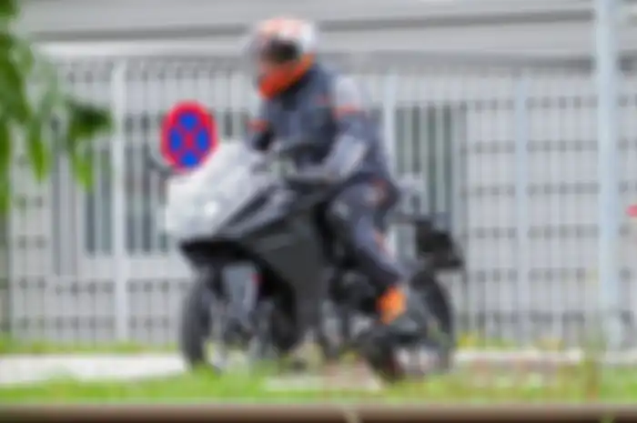 Spyshot KTM RC 390 terbaru lagi dites di jalan raya