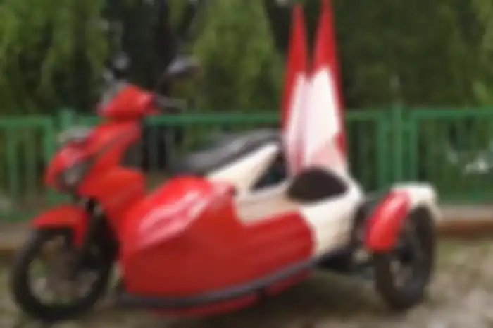 Wow, Gesits pernah garap modifikasi motor listrik bertemakan kemerdekaan Indonesia nih!