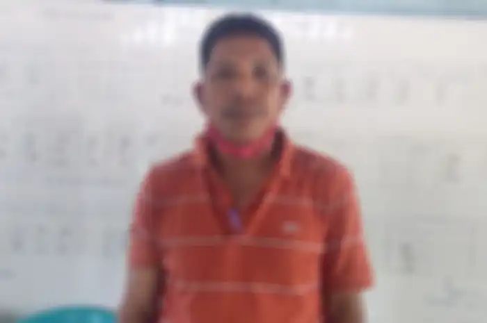 Ahmad Jabur, Muslim yang terpilih jadi Kepala Desa Compang Ndejing, Kecamatan Borong, Kabupaten Manggarai Timur, NTT. 