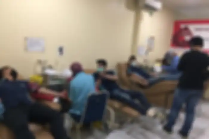Klub motor FU150 Owners Club (FOC) menggelar sunmori dengan menggabungkan aksi sosial donor darah.