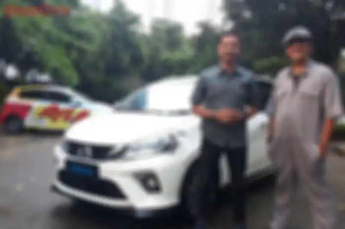 Trybowo Laksono dari GridOto.com dan Andre Taulany bakal me-review mobil terbaru Daihatsu di ajang IOOF 2020.