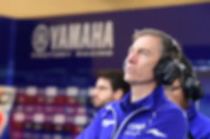 Manajer tim Yamaha, Lin Jarvis mengakui dia yang menunda penandatanganan kontrak antara Valentino Rossi dan Petronas Yamaha SRT.