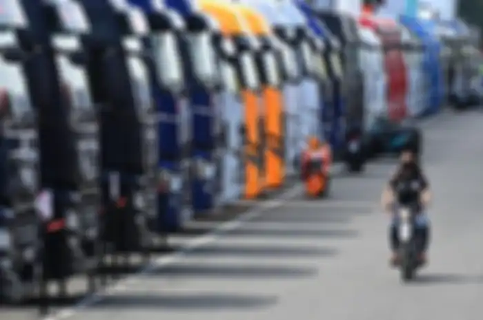 Suasana parkiran motorhome tim-tim MotoGP 2020 saat balapan di tengah pandemi.