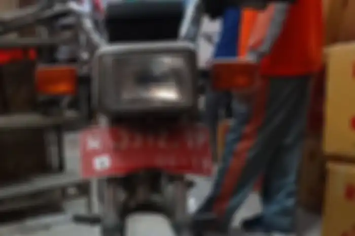 Motor lawas Honda Win 100 segera dilelang, nilai limitnya cuma segini!