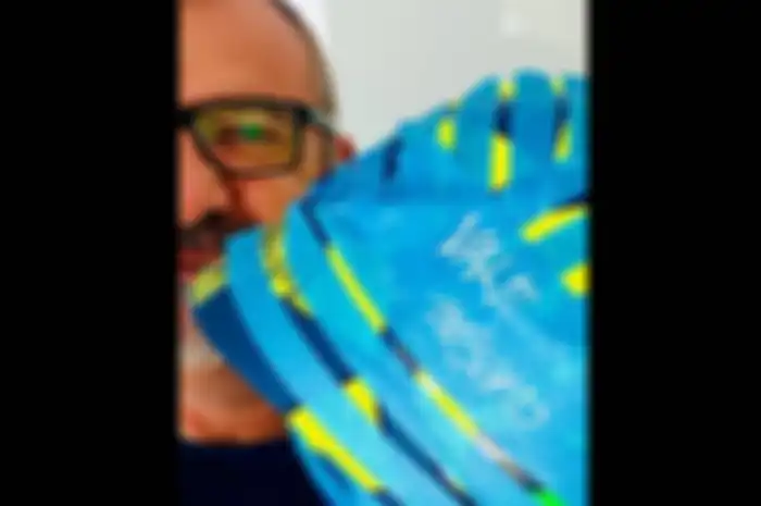 Begini penampakan helm spesial alias livery khusus Valentino Rossi di MotoGP San Marino 2020. Diungkap desainer helm Valentino Rossi sendiri, Aldo Drudi di media sosial