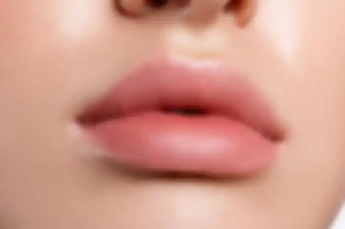 Bibir sehat merah alami