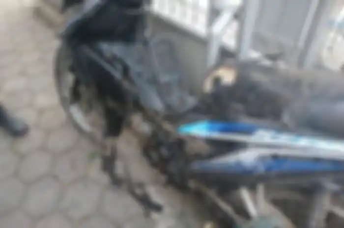 Rusak Parah, Segini Estimasi Biaya Perbaikan Honda Revo yang Ketabrak Tank, Mending Diperbaiki Atau Dijual?
