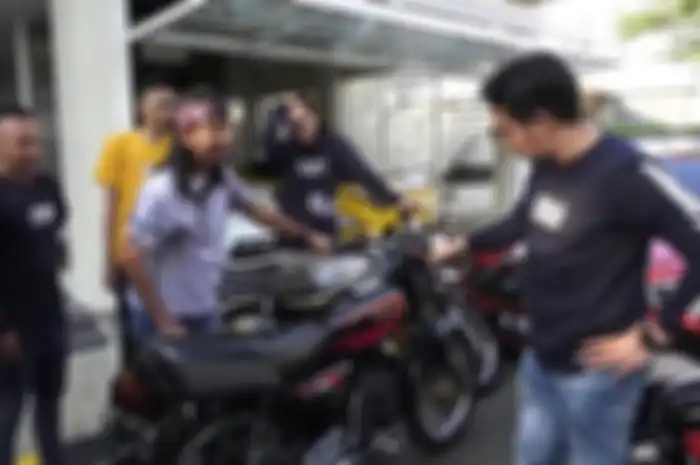 Ogah dilepas ke Raffi Ahmad, Yamaha RX-King Ade Jigo dibarter mobil Mercedes-Benz CLS 350