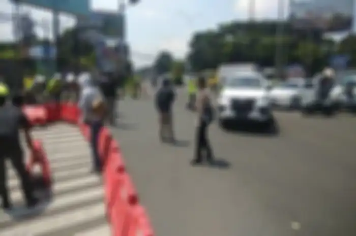 Ilustrasi penutupan jalan di Bandung, Jawa Barat. Jangan pergi ke Bandung dulu, 16 titik jalan diblok selama 14 hari mulai Kamis (17/6/2021).