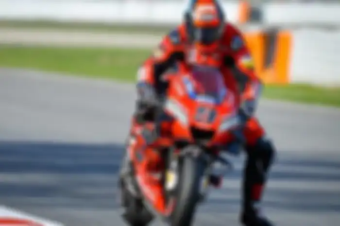 Pembalap Mission Winnow Ducati, Danilo Petrucci ungkap motor Desmosedicinya tidak sekencang dulu di trek lurus.