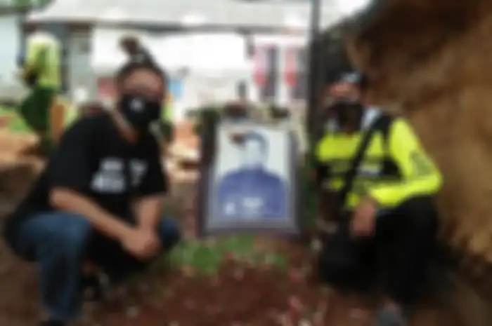 Drh.H.Nonot Marsono, MS pendiri sekaligus Ketua Umum Ikatan Vespa Indonesia (IVI) meninggal dunia