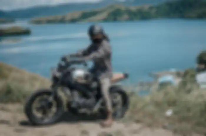 Tangguh gak ada lawan, touring Yamaha XSR 155 sampai di titik paling timur Indonesia.