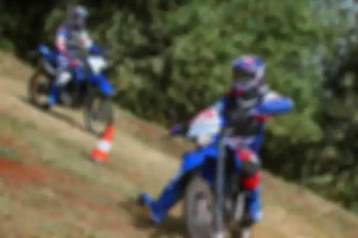 Dijamin lancar jaya, Yamaha bagikan tips riding off road buat penggemar adventure Tanah Air.