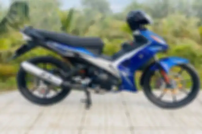 Modifikasi Yamaha Jupiter MX 135 mirip bunglon, kelihatan standar padahal banyak part mewah terpasang.