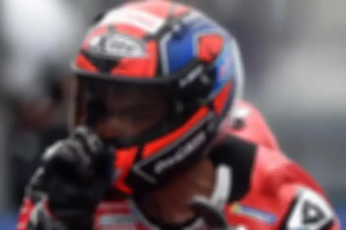 Penuh makna, ini alasan pembalap tim Mission Winnow Ducati, Danilo Petrucci acungkan jari saat selebrasi kemenangan di MotoGP Prancis 2020.