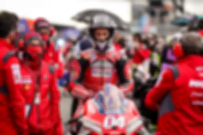 Mengharukan, Video Perpisahan Andrea Dovizioso dengan Ducati di MotoGP 2020, Disambut Kru Setelah Balapan
