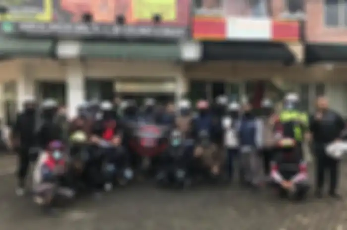 Komunitas motor Muslim Bikers Indonesia Chapter Tangerang (MBICT) kembali adakan kajian alam.