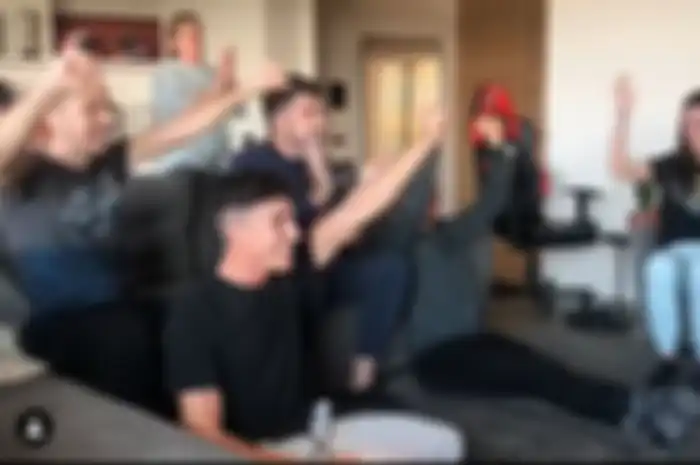 Heboh abis, video ketegangan Marc Marquez saat menonton adiknya, Alex Marquez di MotoGP Aragon 2020 dari rumah.