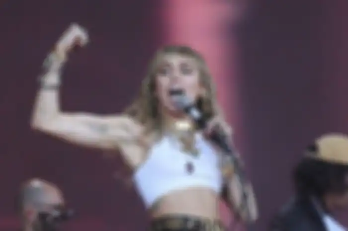 Miley Cyrus di Festival Glastonburry 2019