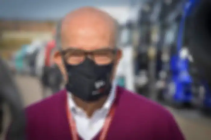 Tetap digaspol, CEO Dorna Sports, Carmelo Ezpeleta tidak khawatir dengan gelombang kedua virus Corona di Spanyol.