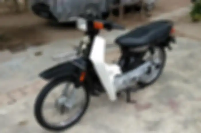 Beda nasib dengan Yamaha RX King, motor bebek 2-tak legendaris Suzuki Bravo cuma dijual segini.
