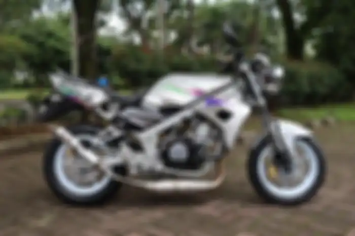Kawasaki Ninja 150R bonsai karya bagian R&amp;D RCB Racing Boy Indonesia