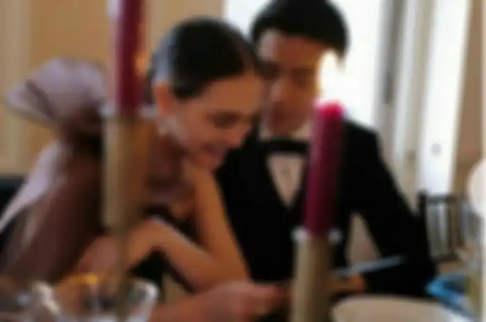 Luna Maya dan Ryochin Pamer Kemesraan