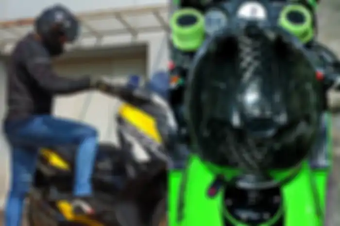 Helm Arai RX7X SRC karbon yang jadi helm harian Dito