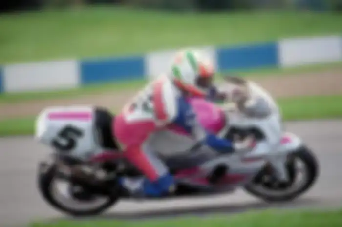 Foto motor asli Yamaha YZF750 yang dibawa Fabrizio Porivano sendiri