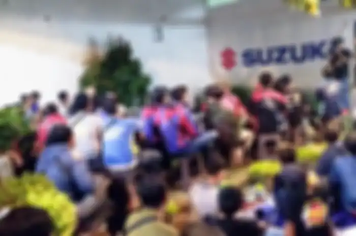 Seru abis, klub motor Suzuki Motorcycle Club (SMC) Bekasi Raya menggelar nonton bareng (nobar) MotoGP Eropa 2020, Minggu (8/11) lalu.