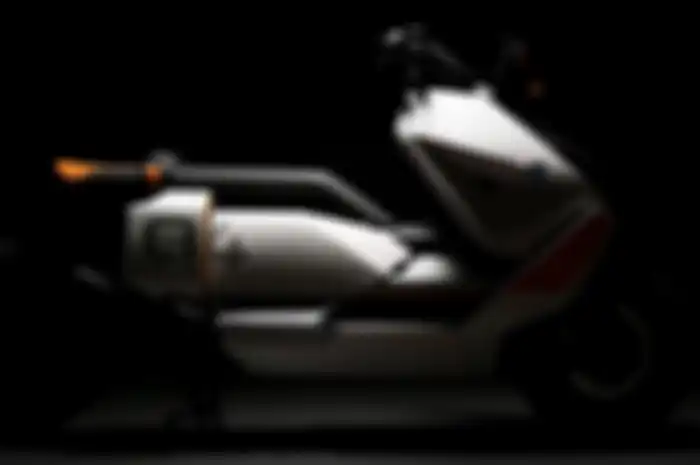 BMW Definition CE 04