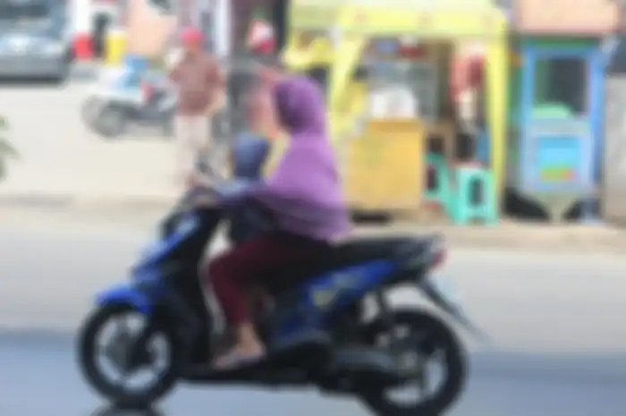 Street Manners: Anak Mengantuk Saat Dibonceng Motor, Intip Triknya dari Pakar Keselamatan Berkendara