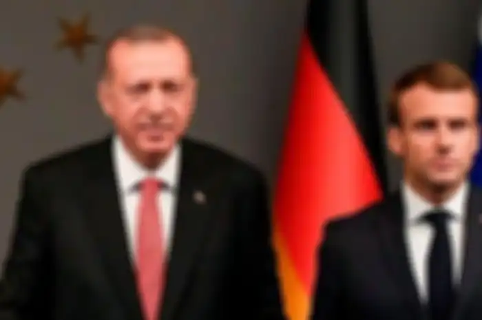 Presiden Turki Recep Tayyip Erdogan dan Presiden Prancis Emmanuel Macron, ilustrasi perbandingan kekuatan militer Turki dan Prancis