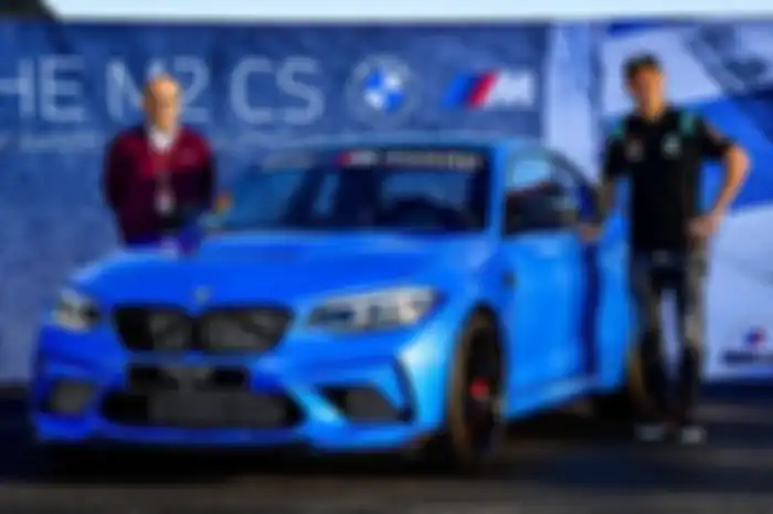 Gak juara dunia MotoGP 2020, Fabio Quartararo dapat hadiah mobil sport BMW M2 CS