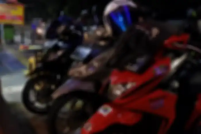Kopi darat (kopdar) spesial klub motor Address Indonesia (Addressia) sambil menggali pengetahuan seputar oli motor. 